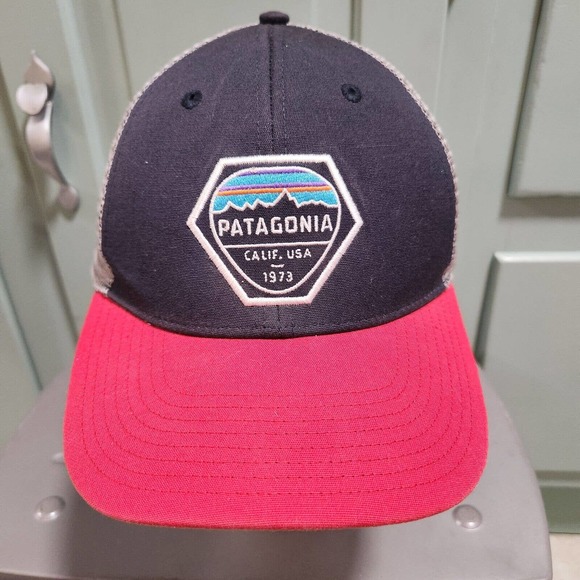 Patagonia Fitz Roy Hex Mountain Spellout Logo Mesh Trucker Snapback Hat Cap OSFA - Picture 2 of 11